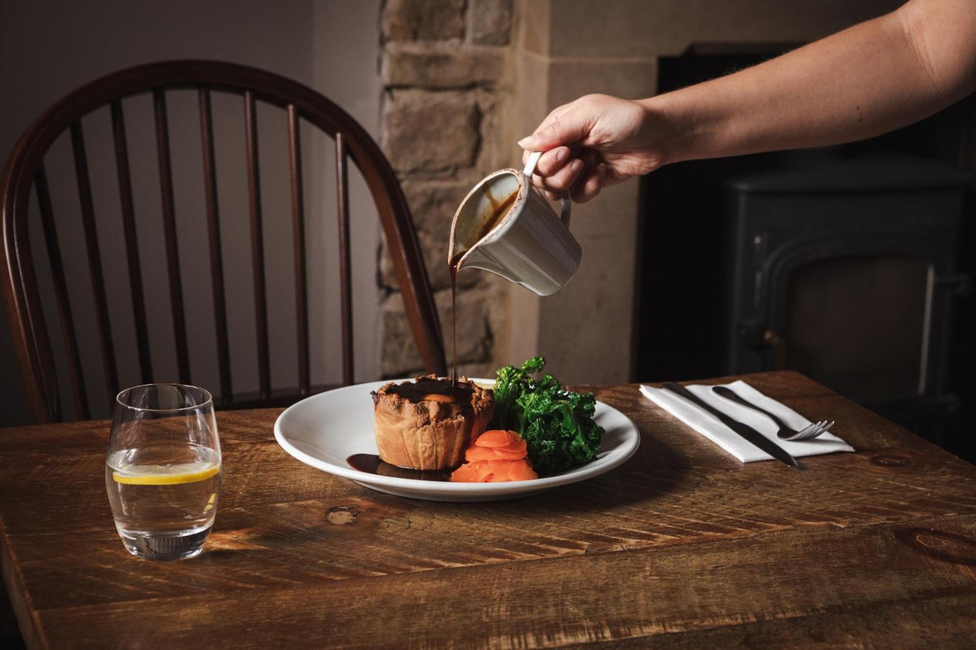 The Pilsley Inn - Chatsworth Baslow Dış mekan fotoğraf